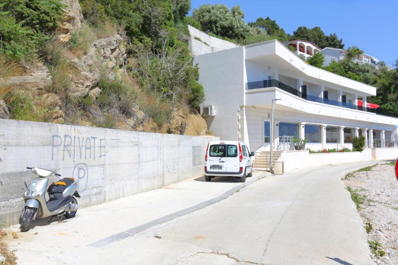 Family Friendly Apartments With A Swimming Pool Zivogosce - Porat, Makarska - 18150 외부 사진